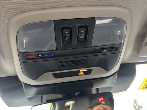 Certified 2025 Subaru Crosstrek 2.5i Limited image 39