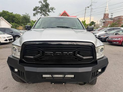 Used 2010 Dodge Ram 1500 Truck SLT RWD image 3