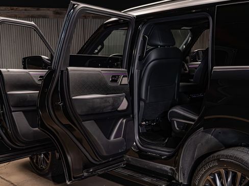 Used 2025 INFINITI QX80 Autograph w/ Premium Cargo Package image 28