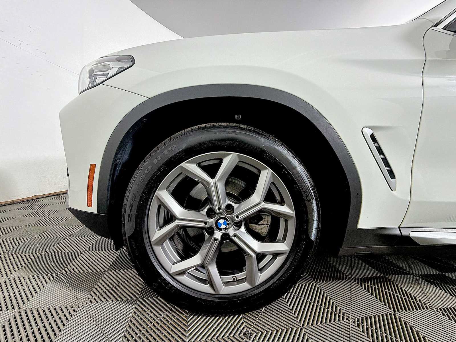 Used 2024 BMW X3 xDrive30i w/ Convenience Package w/ZPA AWD/4WD image 8