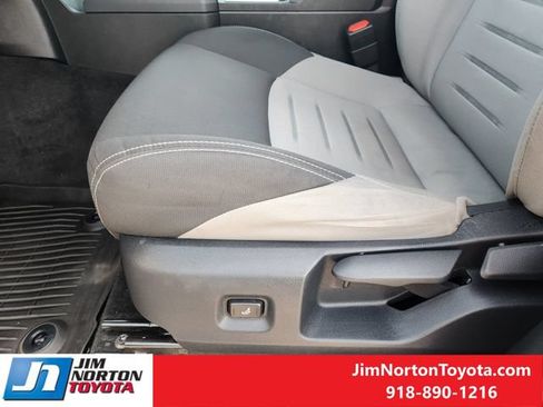 Used 2024 Toyota Tacoma TRD Off-Road AWD/4WD image 25