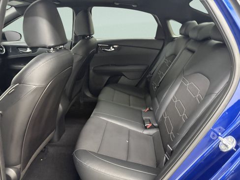 Used 2021 Kia Forte GT-Line w/ GT-Line Premium Package FWD image 12