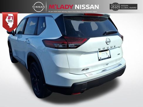 New 2026 Nissan Rogue SV w/ Cold Weather Package image 5