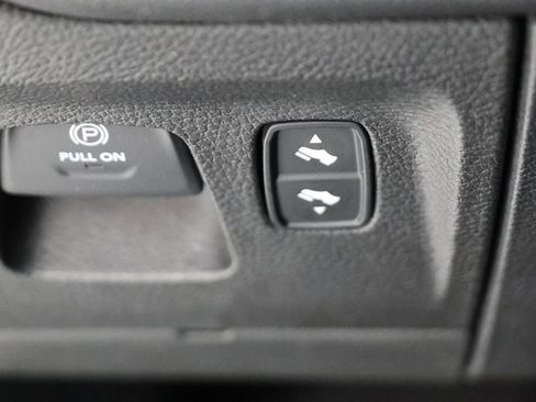 Used 2019 RAM 1500 Big Horn image 34