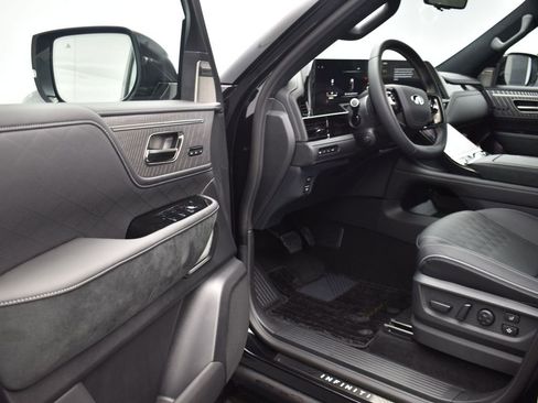 New 2026 INFINITI QX80 Autograph w/ Premium Cargo Package image 11