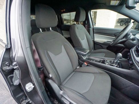 Used 2023 Jeep Compass Sport image 27