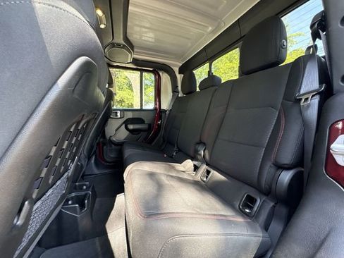 Used 2021 Jeep Gladiator Rubicon w/ Trailer Tow Package AWD/4WD image 23