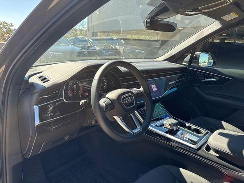 Used 2026 Audi Q7 3.0T Premium Plus image 12