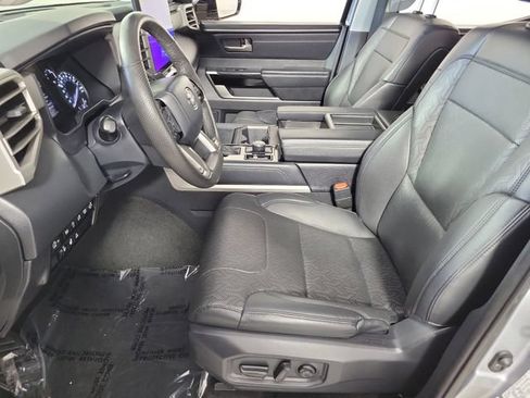 Used 2023 Toyota Tundra Limited AWD/4WD image 19