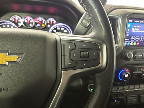Used 2020 Chevrolet Silverado 1500 LT w/ All-Star Edition AWD/4WD image 16