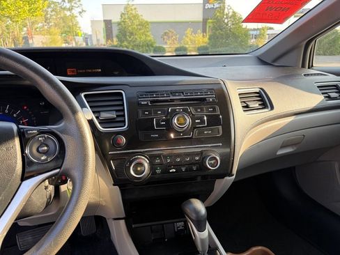 Used 2013 Honda Civic LX image 22