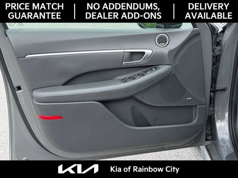 Used 2022 Hyundai Sonata SEL Plus w/ Preferred Accessory Package FWD image 12