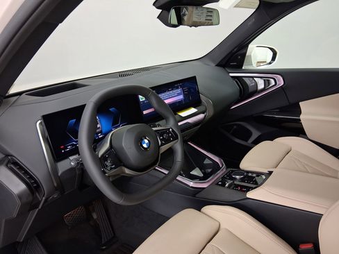 New 2026 BMW X3 xDrive30 w/ Premium Package image 2