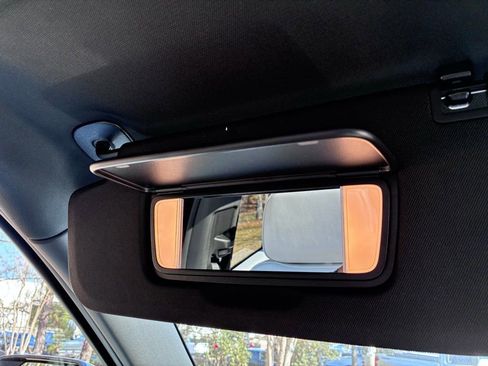 New 2026 Chevrolet Suburban Premier image 39