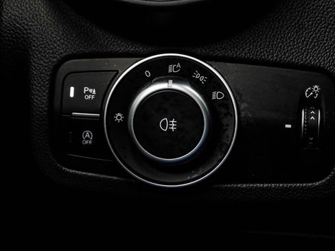 Used 2023 Alfa Romeo Stelvio Veloce AWD/4WD image 31