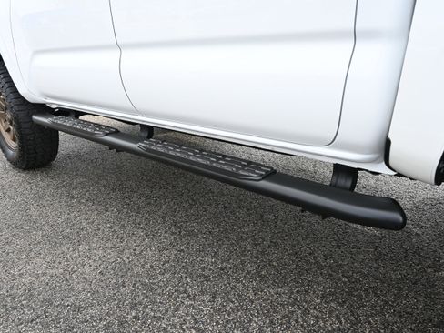 Used 2023 Toyota Tacoma SR image 10