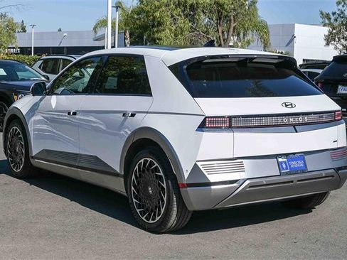 Used 2024 Hyundai Ioniq 5 Limited image 7