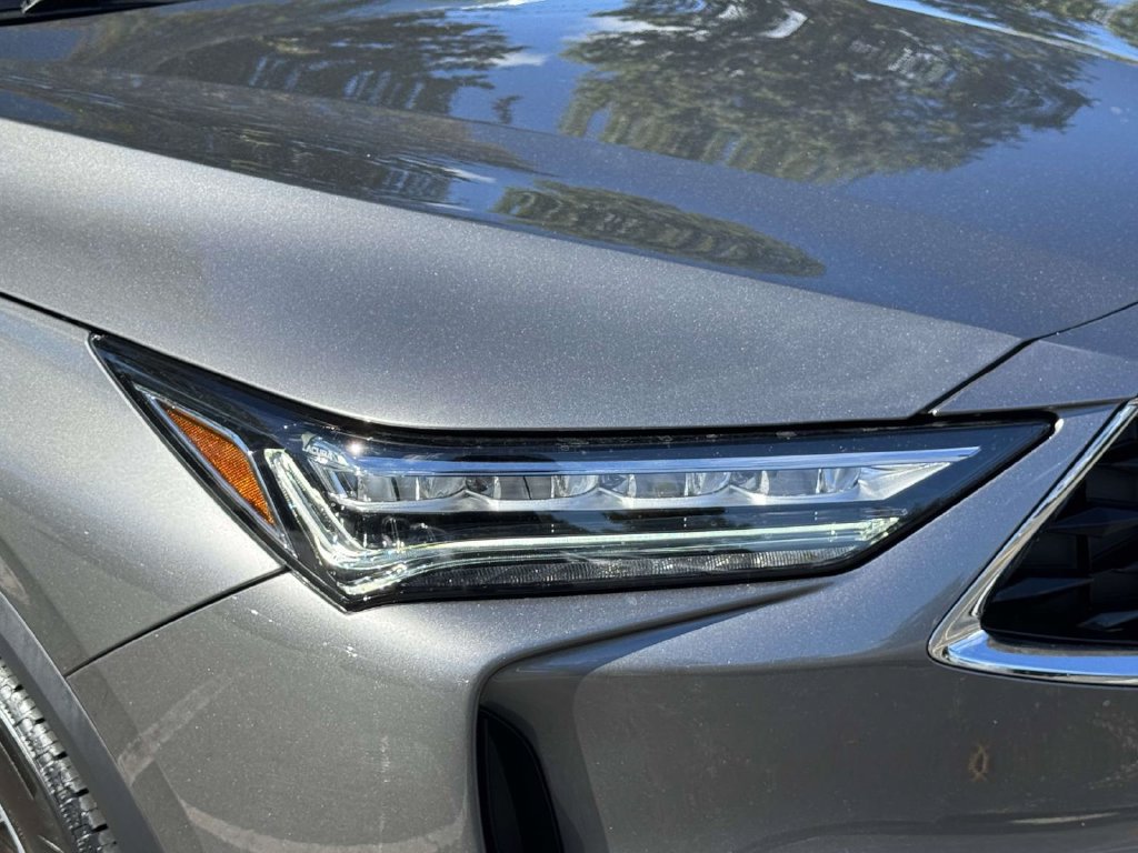 Certified 2024 Acura MDX w/ Technology Package AWD/4WD image 8