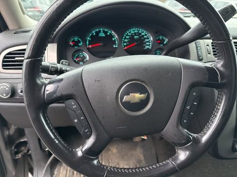 Used 2008 Chevrolet Avalanche LS image 12
