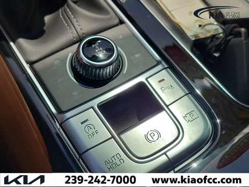 Certified 2024 Kia Telluride SX Prestige X-Line image 31