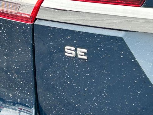 Used 2019 Volkswagen Atlas SE w/ Towing Package image 6