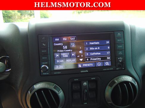 Used 2018 Jeep Wrangler Unlimited Sport S AWD/4WD image 24