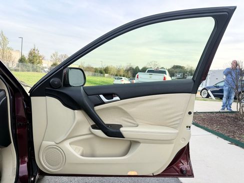 Used 2012 Acura TSX Sedan image 24
