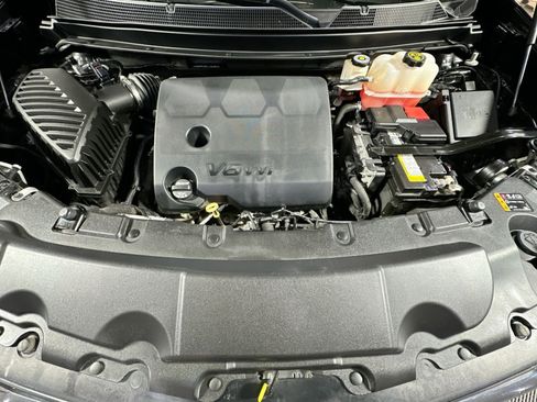 Used 2020 Chevrolet Traverse LS w/ LPO, Floor Liner Package image 41