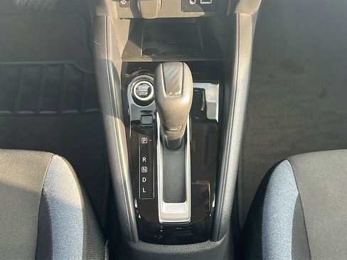Used 2025 Nissan Versa SV FWD image 27