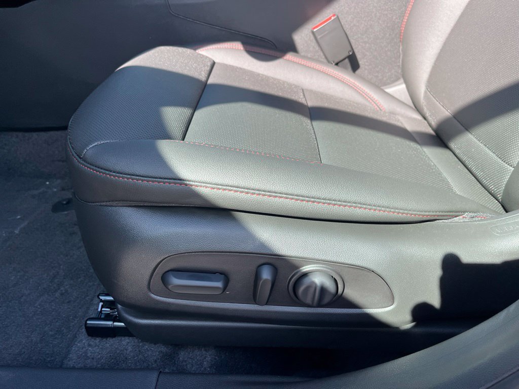 New 2026 Chevrolet Trax RS w/ Driver Confidence Package FWD image 13
