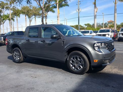 New 2025 Ford Maverick XLT image 2