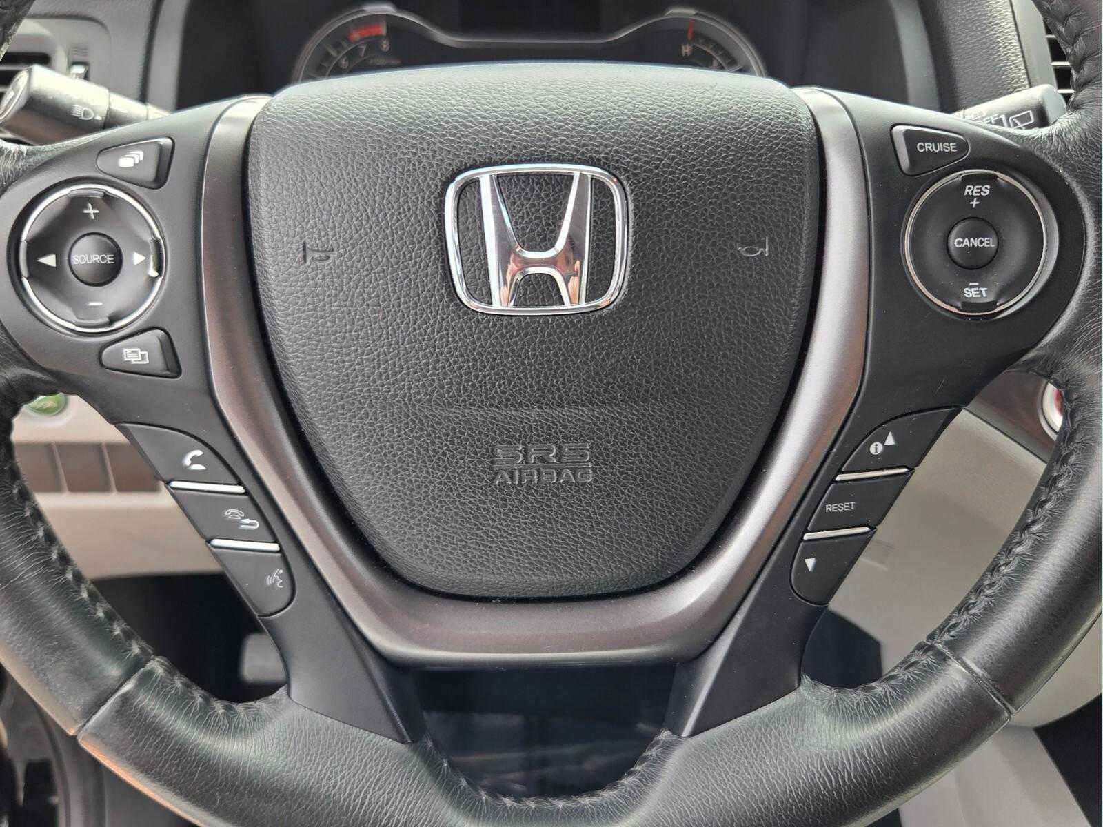 Used 2017 Honda Pilot EX-L image 29