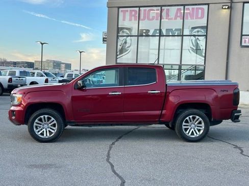 Used 2018 GMC Canyon SLT w/ Driver Alert Package AWD/4WD image 3