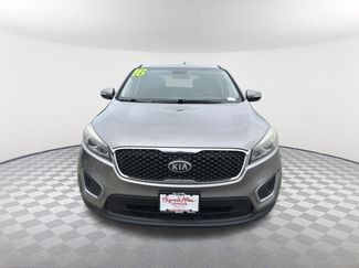 Used 2016 Kia Sorento L FWD video 2