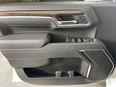 Used 2025 GMC Sierra 1500 Elevation w/ X31 Off-Road Package image 22