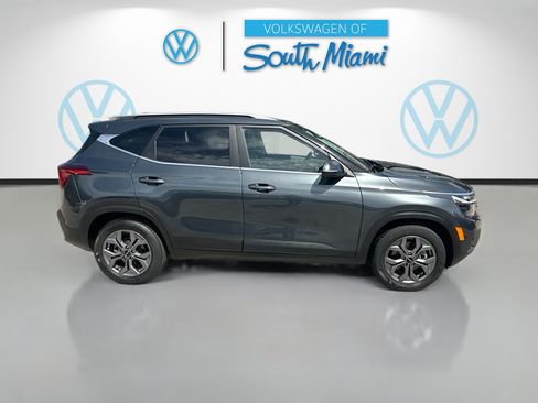 Used 2024 Kia Seltos S AWD/4WD image 8