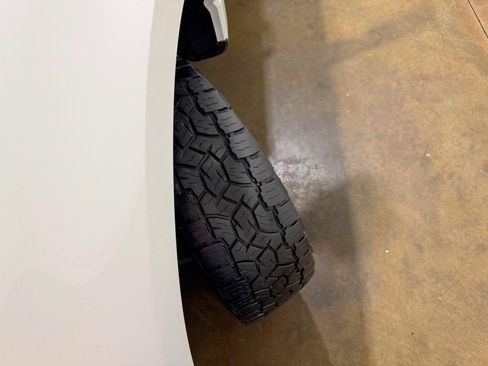 Used 2023 Ford F250 Lariat AWD/4WD image 83