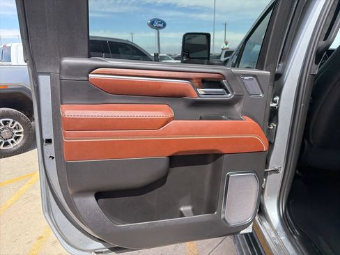 Used 2024 GMC Sierra 3500 Denali Ultimate w/ LPO, GMC Protection Package AWD/4WD image 24
