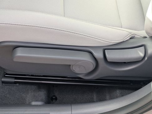 New 2026 Hyundai Kona SE FWD image 23