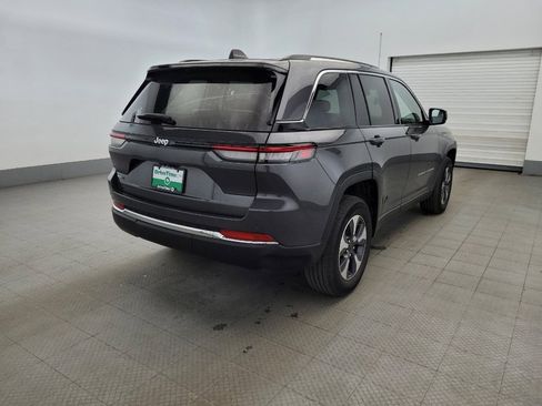 Used 2022 Jeep Grand Cherokee Limited 4xe image 9