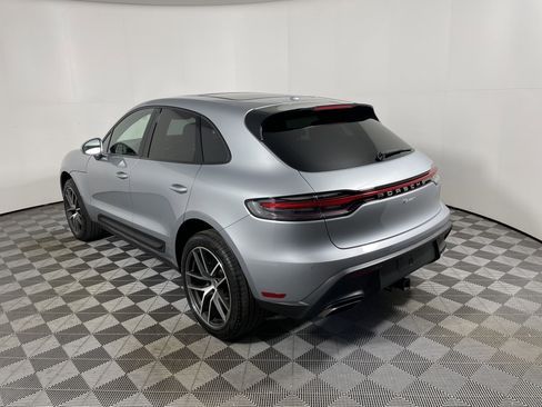 Used 2025 Porsche Macan image 3