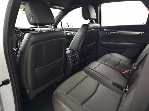 Used 2020 Cadillac XT5 Luxury image 31