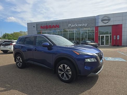 Used 2023 Nissan Rogue SV AWD/4WD image 1