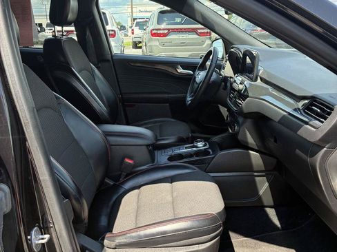 Used 2023 Ford Escape ST-Line AWD/4WD image 13