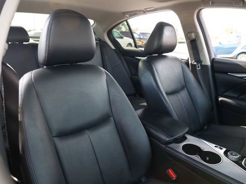 Used 2016 INFINITI Q50 3.0t Premium w/ 3.0T Premium Plus Package image 19