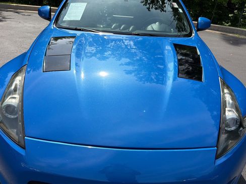 Used 2009 Nissan 370Z Touring w/ Sport Pkg RWD image 11