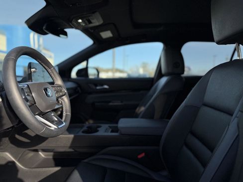 Used 2025 Honda Prologue Elite image 12