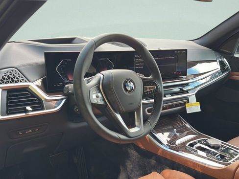 New 2026 BMW X5 xDrive40i w/ Premium Package image 4