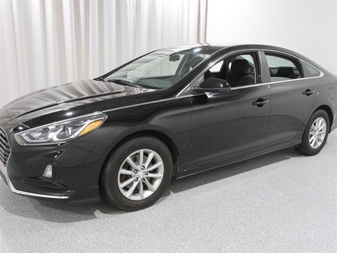 Used 2019 Hyundai Sonata SE image 3