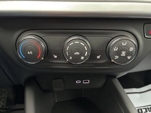 New 2026 Chevrolet Trax LS image 9